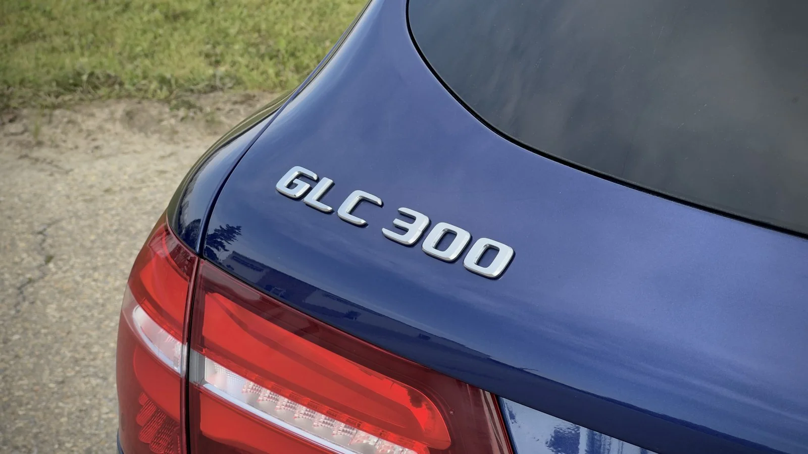 2019 Mercedes-Benz GLC-Class GLC300 used SUV thumbnail 9