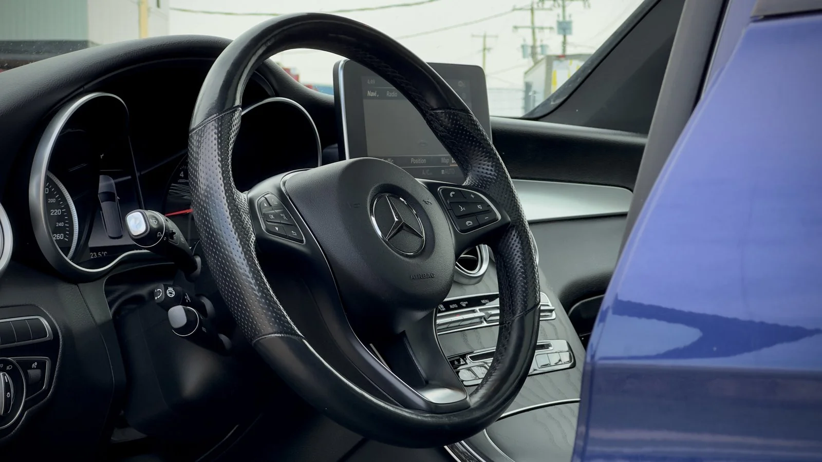 2019 Mercedes-Benz GLC-Class GLC300 used SUV thumbnail 13