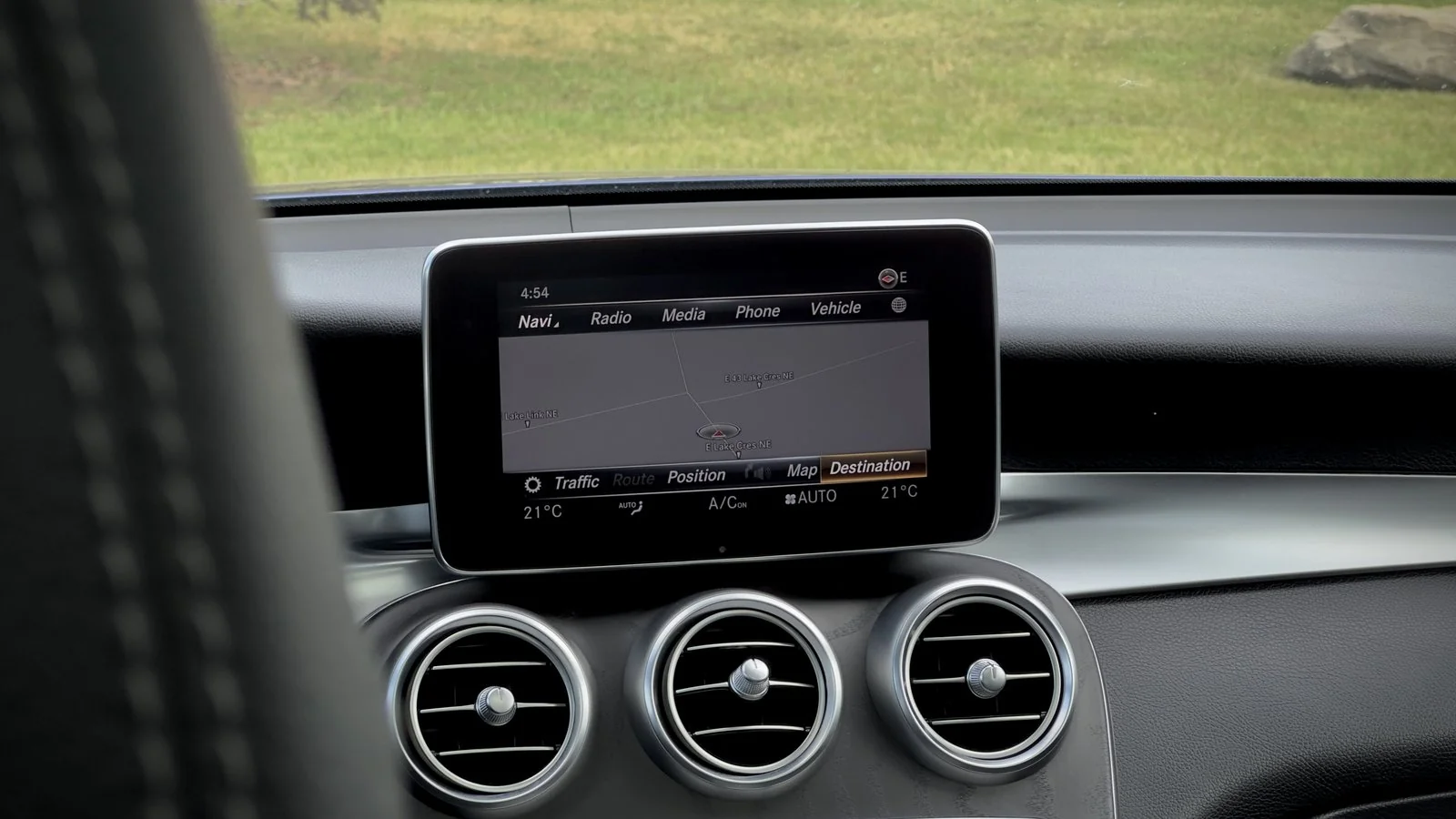 2019 Mercedes-Benz GLC-Class GLC300 used SUV thumbnail 25