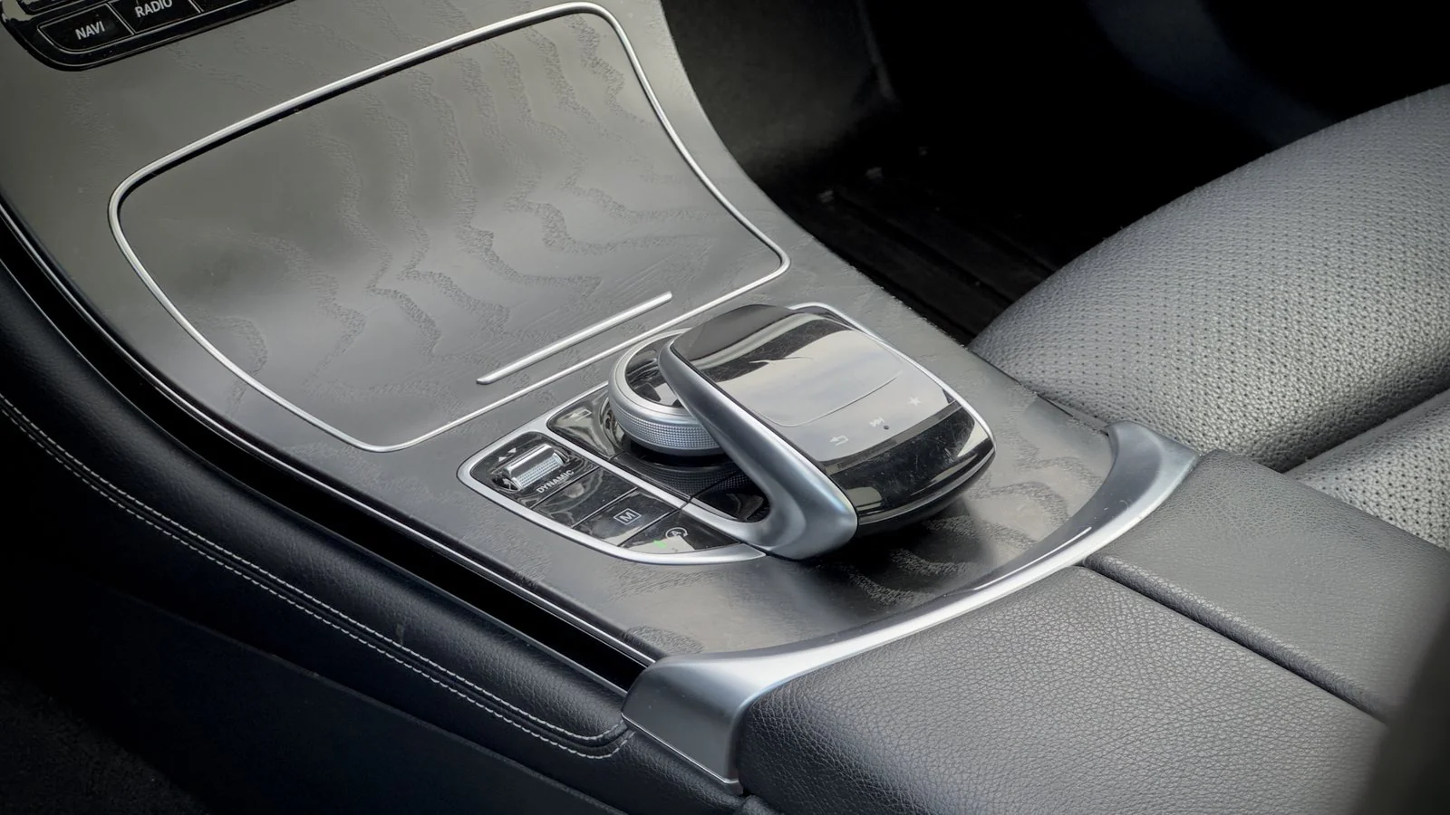 2019 Mercedes-Benz GLC-Class GLC300 used SUV thumbnail 27