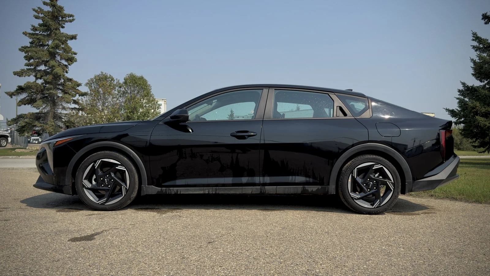 2025 Kia K4 EX used Sedan thumbnail 4