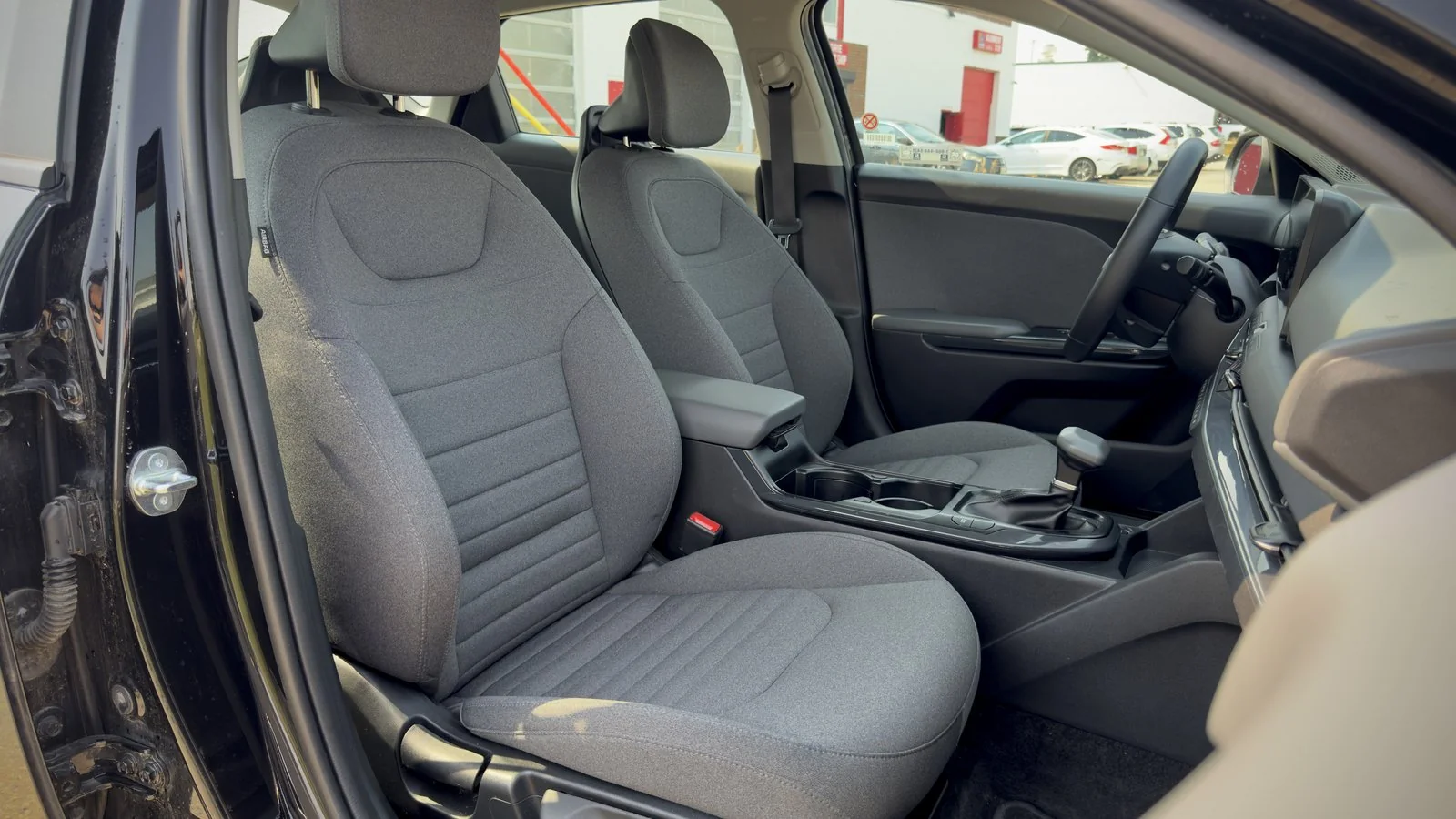 2025 Kia K4 EX used Sedan thumbnail 15