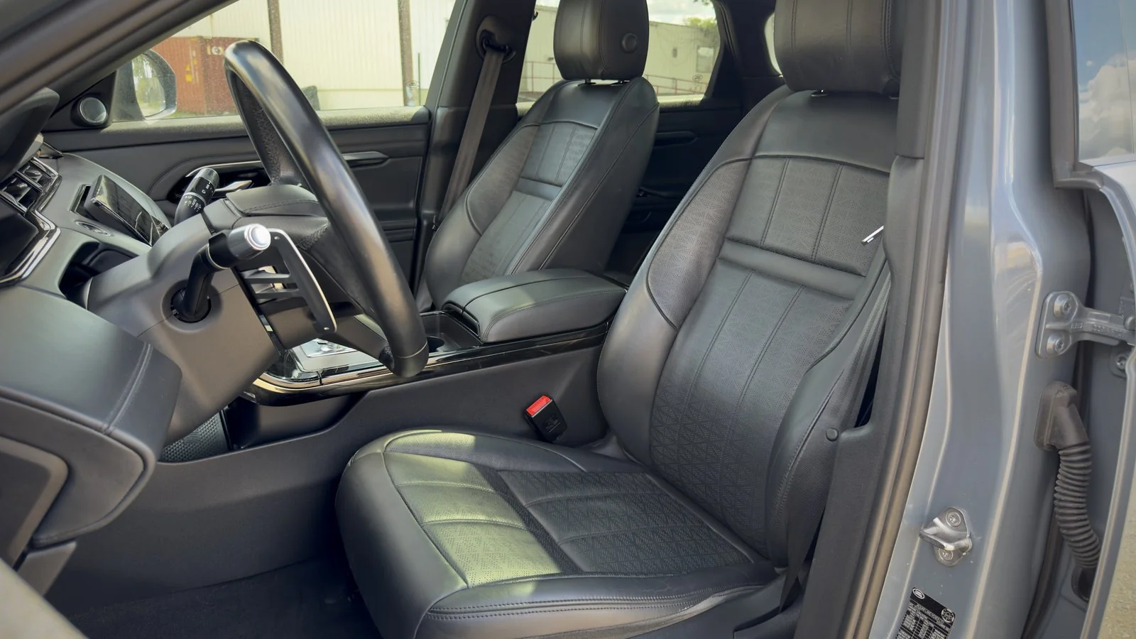2021 Land Rover Range Rover Evoque R-Dynamic HSE used SUV thumbnail 16
