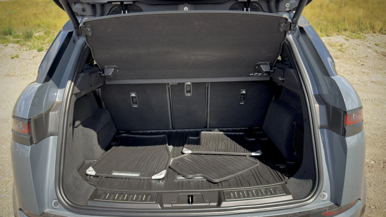 2021 Land Rover Range Rover Evoque R-Dynamic HSE used SUV thumbnail 18