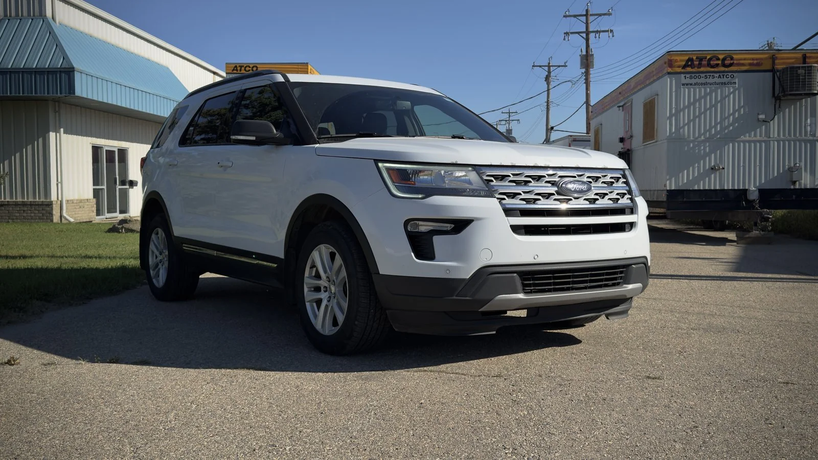 2019 Ford Explorer XLT used SUV thumbnail 3