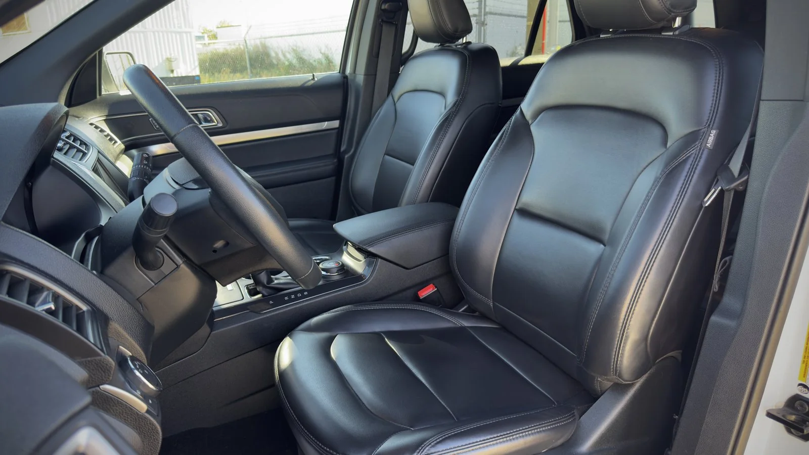 2019 Ford Explorer XLT used SUV thumbnail 14