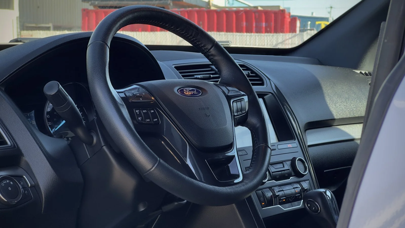 2019 Ford Explorer XLT used SUV thumbnail 15