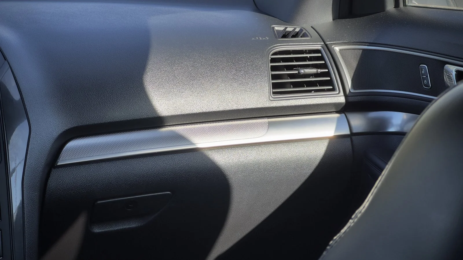 2019 Ford Explorer XLT used SUV thumbnail 28