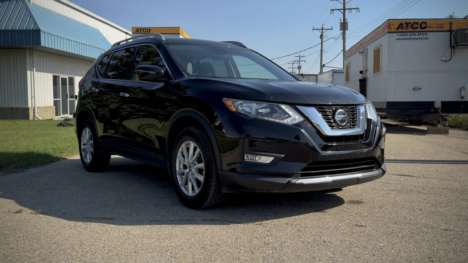 2020 Nissan Rogue SV used SUV thumbnail 3