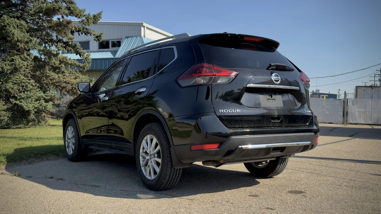 2020 Nissan Rogue SV used SUV thumbnail 5