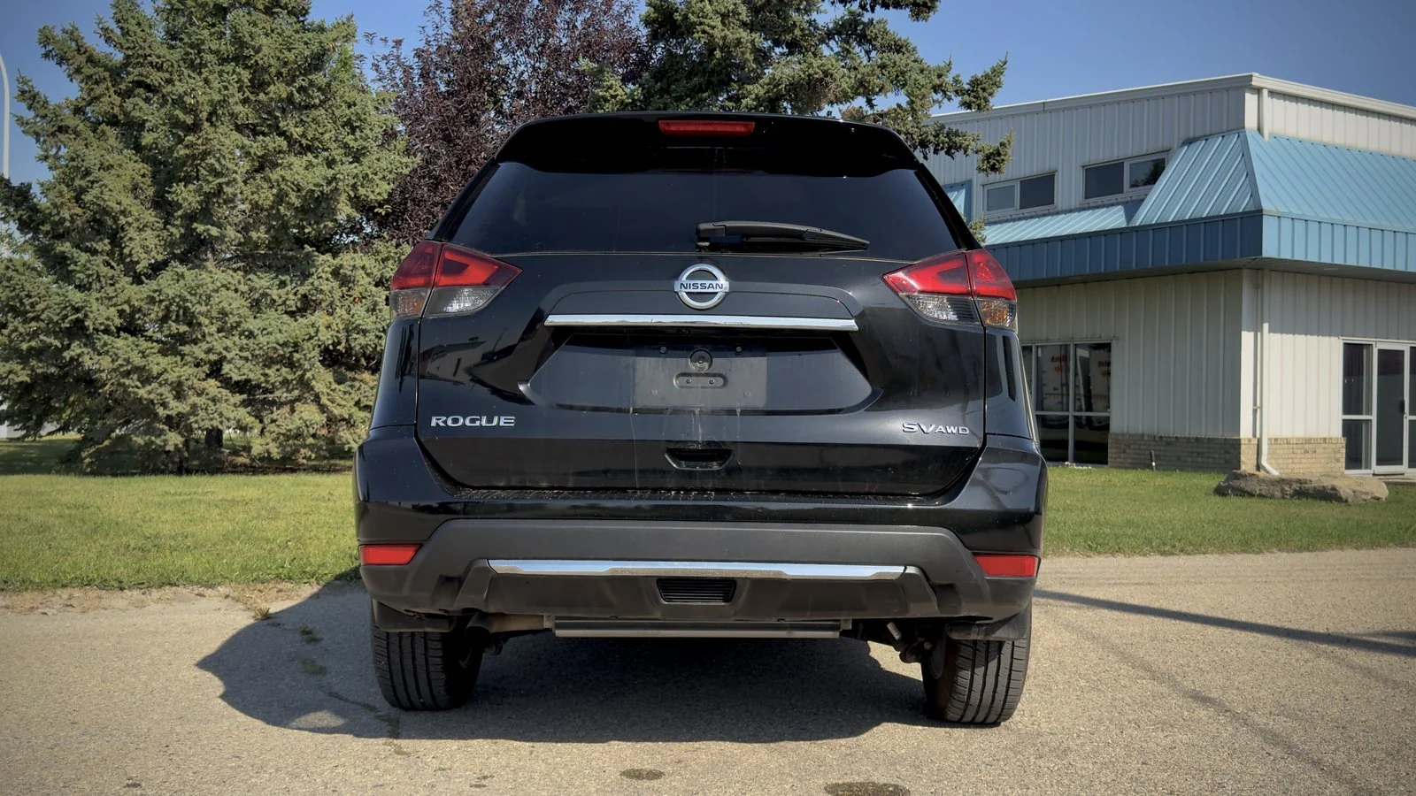 2020 Nissan Rogue SV used SUV thumbnail 6