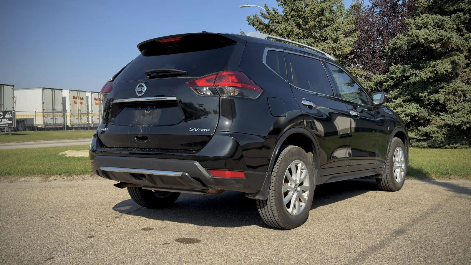 2020 Nissan Rogue SV used SUV thumbnail 7
