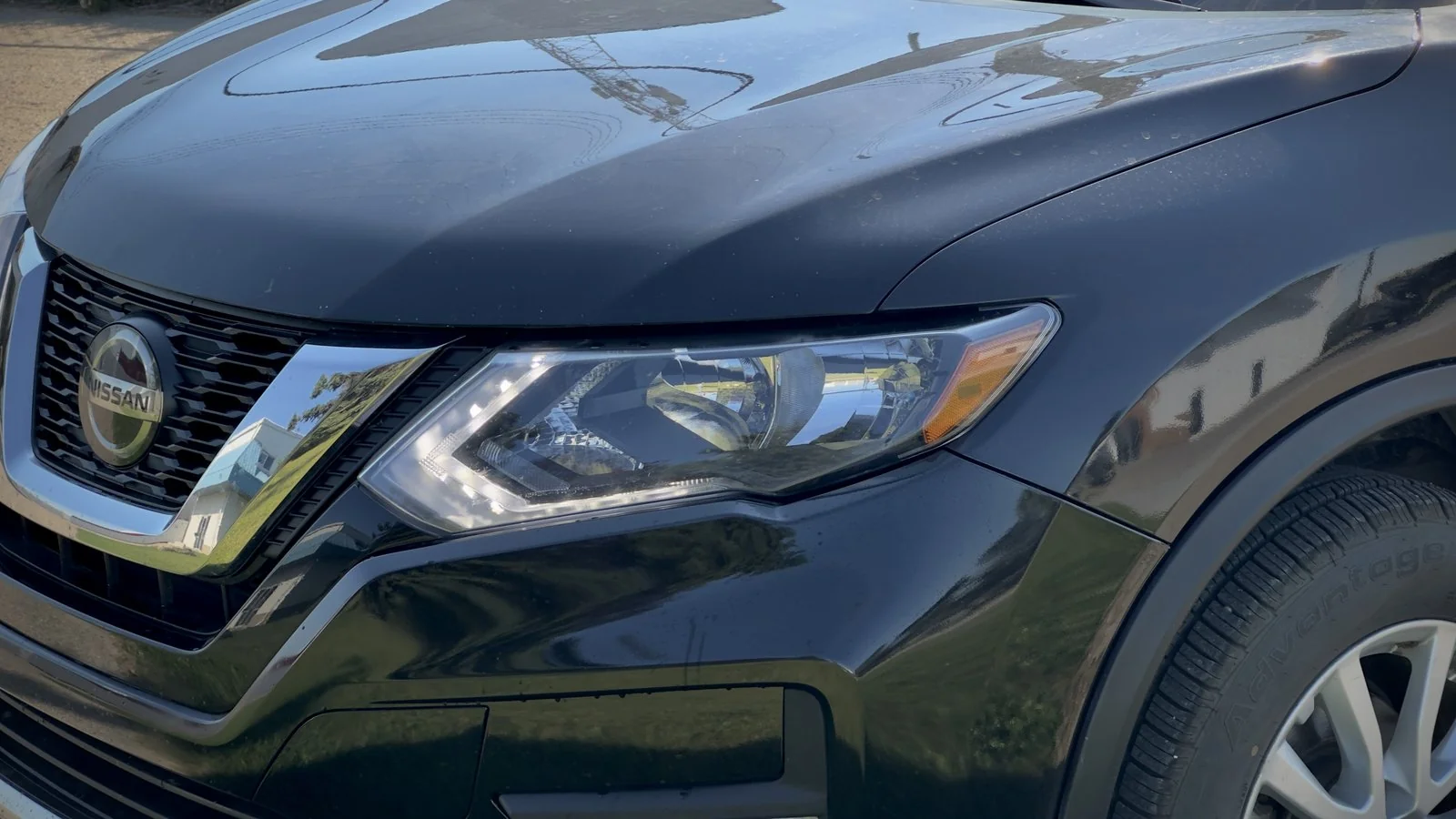 2020 Nissan Rogue SV used SUV thumbnail 11