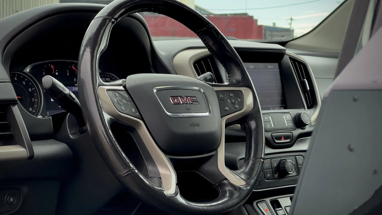 2020 GMC Terrain Denali used SUV thumbnail 13