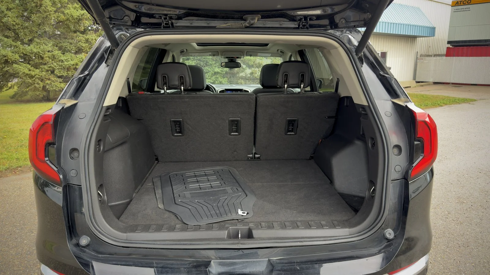 2020 GMC Terrain Denali used SUV thumbnail 19