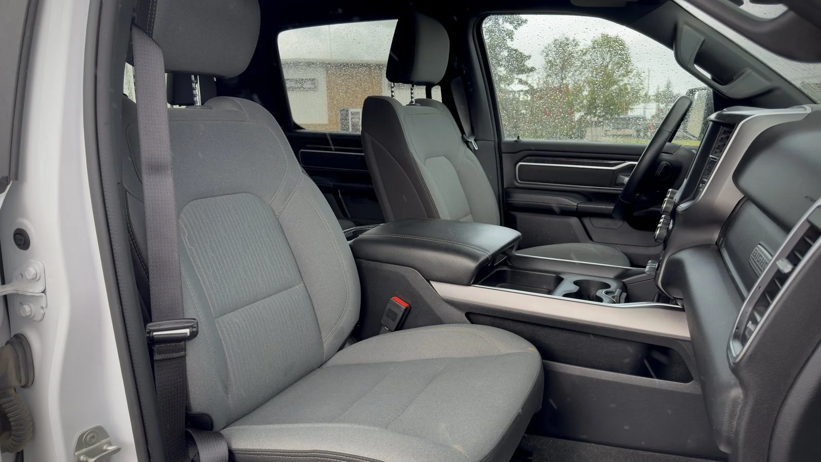 2024 RAM 1500 Big Horn used Truck thumbnail 14