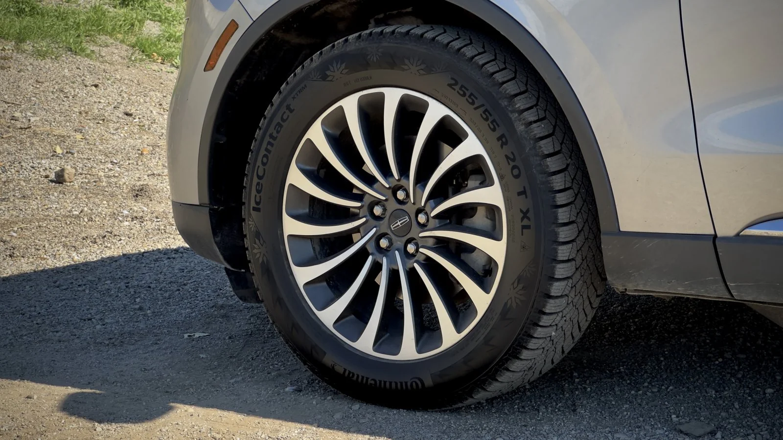 2022 Lincoln Aviator Reserve used SUV thumbnail 11