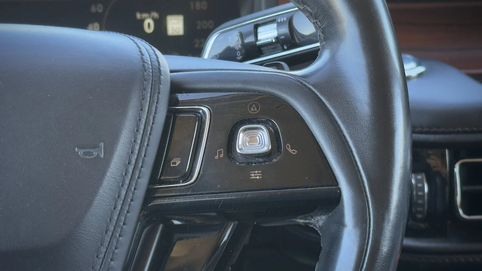 2022 Lincoln Aviator Reserve used SUV thumbnail 19