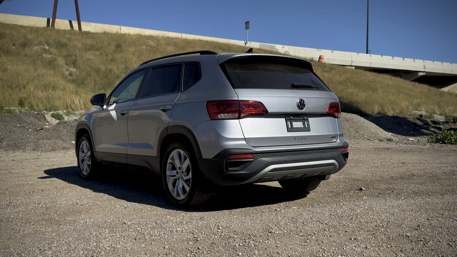 2023 Volkswagen Taos Trendline used SUV thumbnail 7