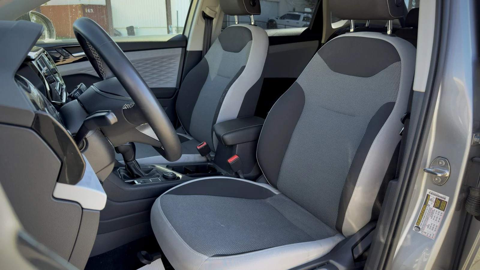 2023 Volkswagen Taos Trendline used SUV thumbnail 11