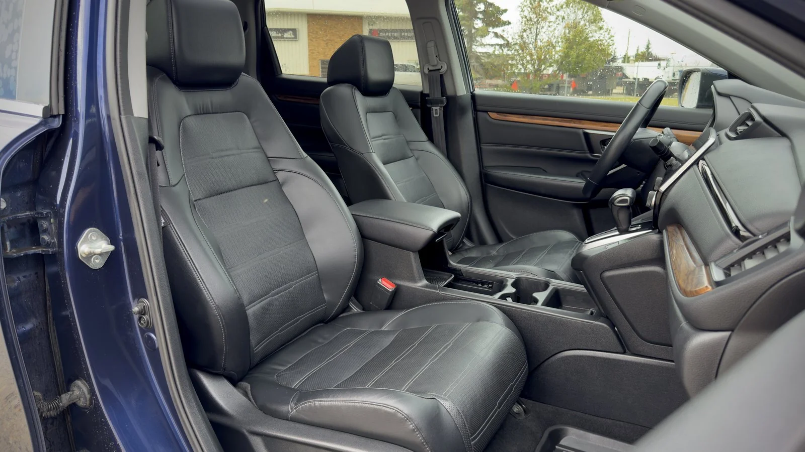 2019 Honda CR-V Touring used SUV thumbnail 18