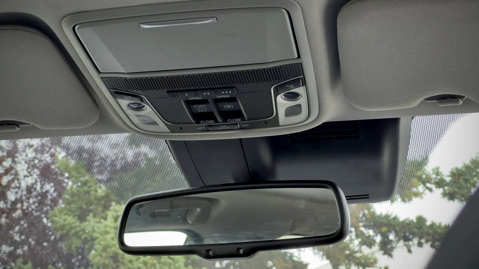 2019 Honda CR-V Touring used SUV thumbnail 27