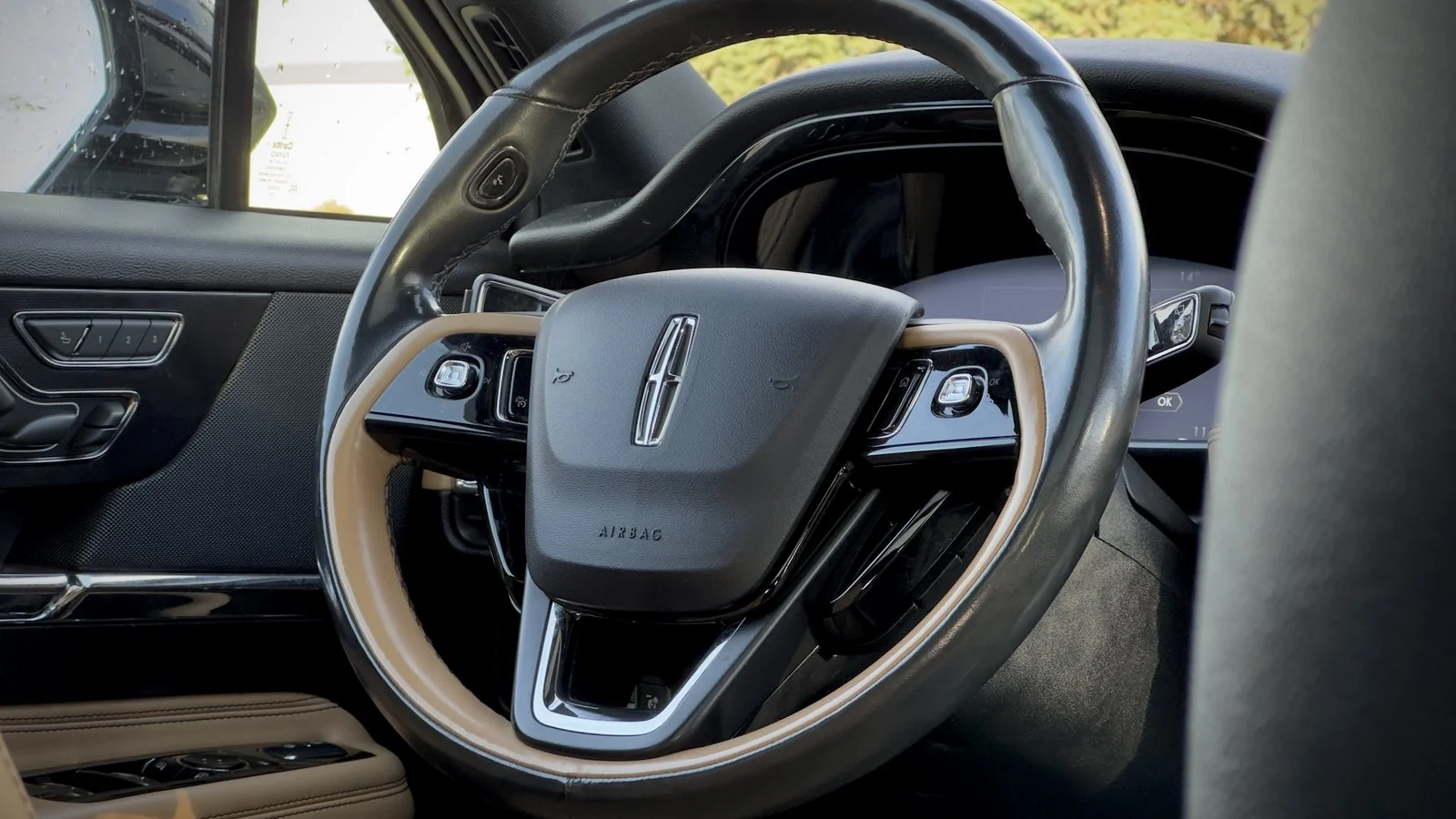 2021 Lincoln Corsair Reserve used SUV thumbnail 15