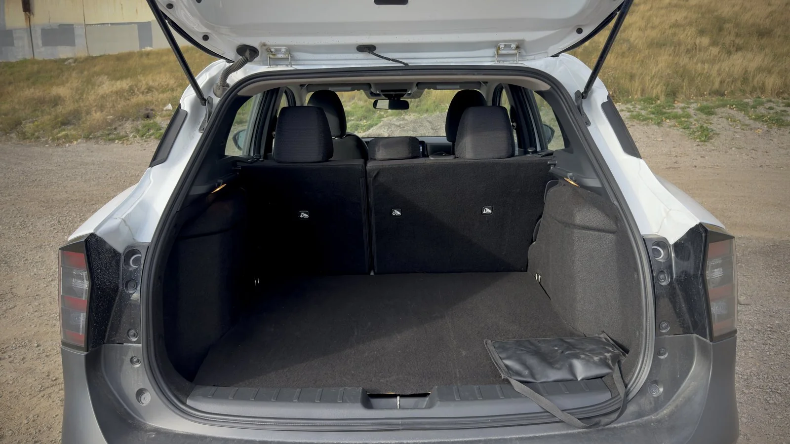2026 Nissan Kicks S used SUV thumbnail 15