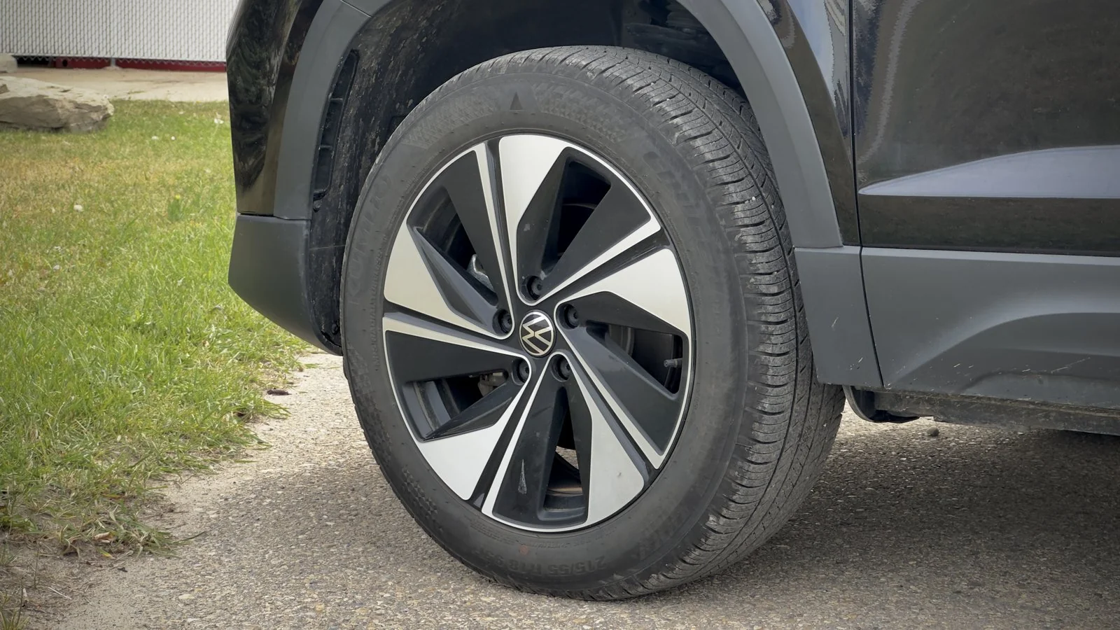 2025 Volkswagen Taos Comfortline used SUV thumbnail 11