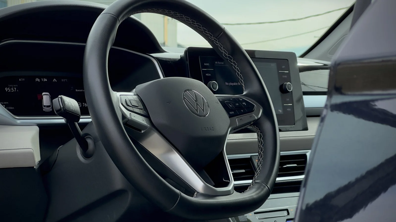 2025 Volkswagen Taos Comfortline used SUV thumbnail 13