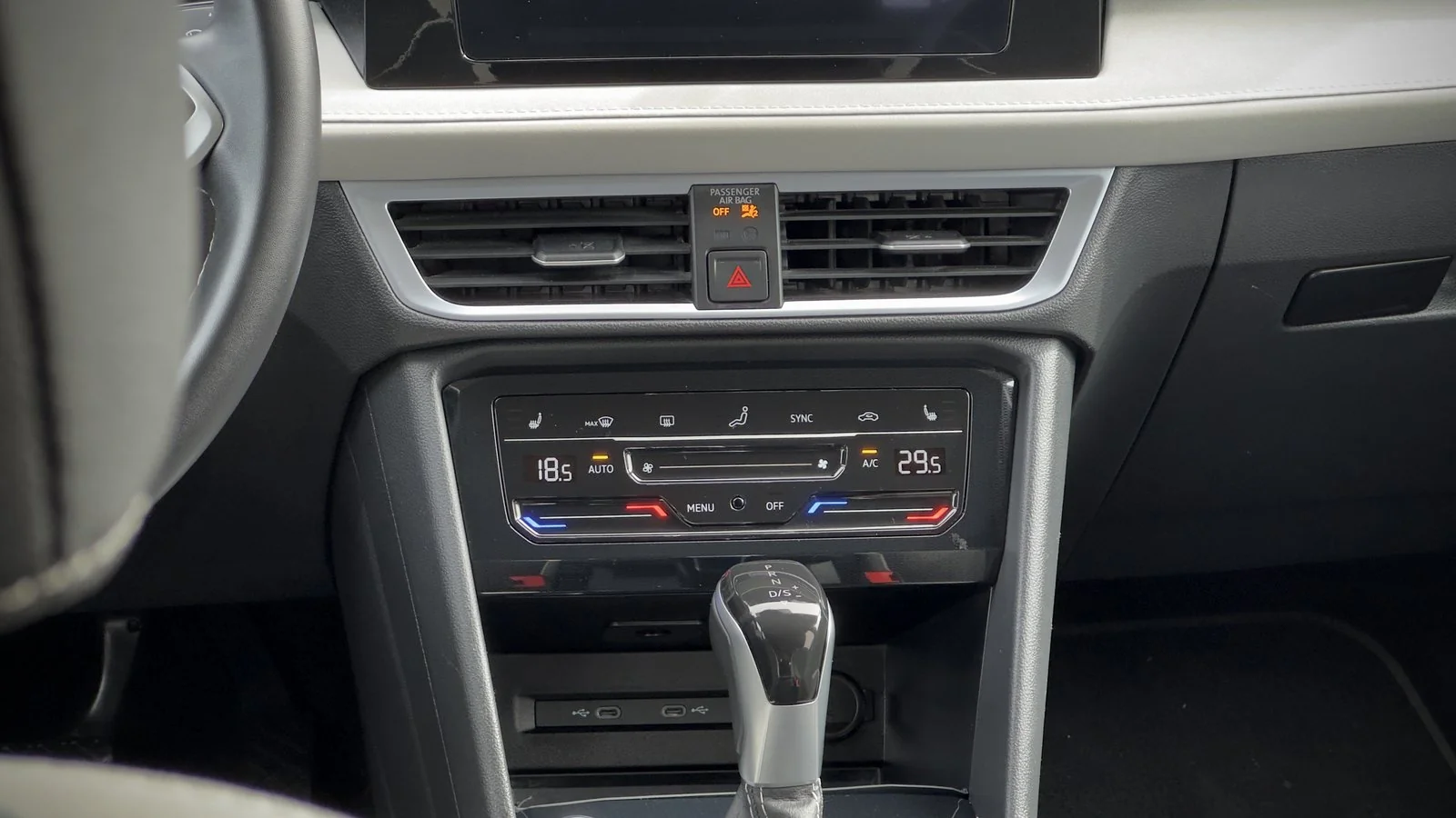 2025 Volkswagen Taos Comfortline used SUV thumbnail 27