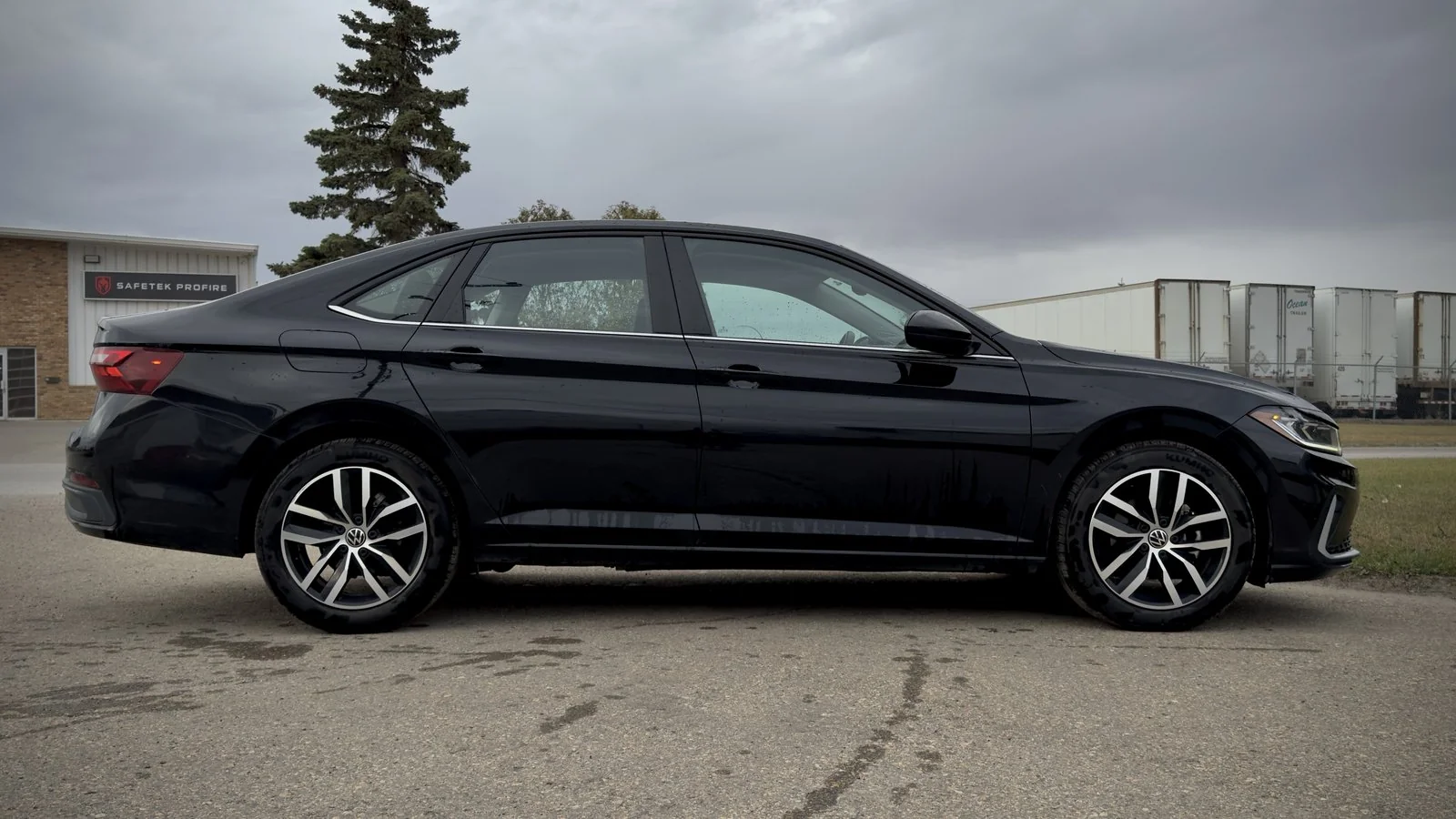 2026 Volkswagen Jetta Comfortline used Sedan thumbnail 8