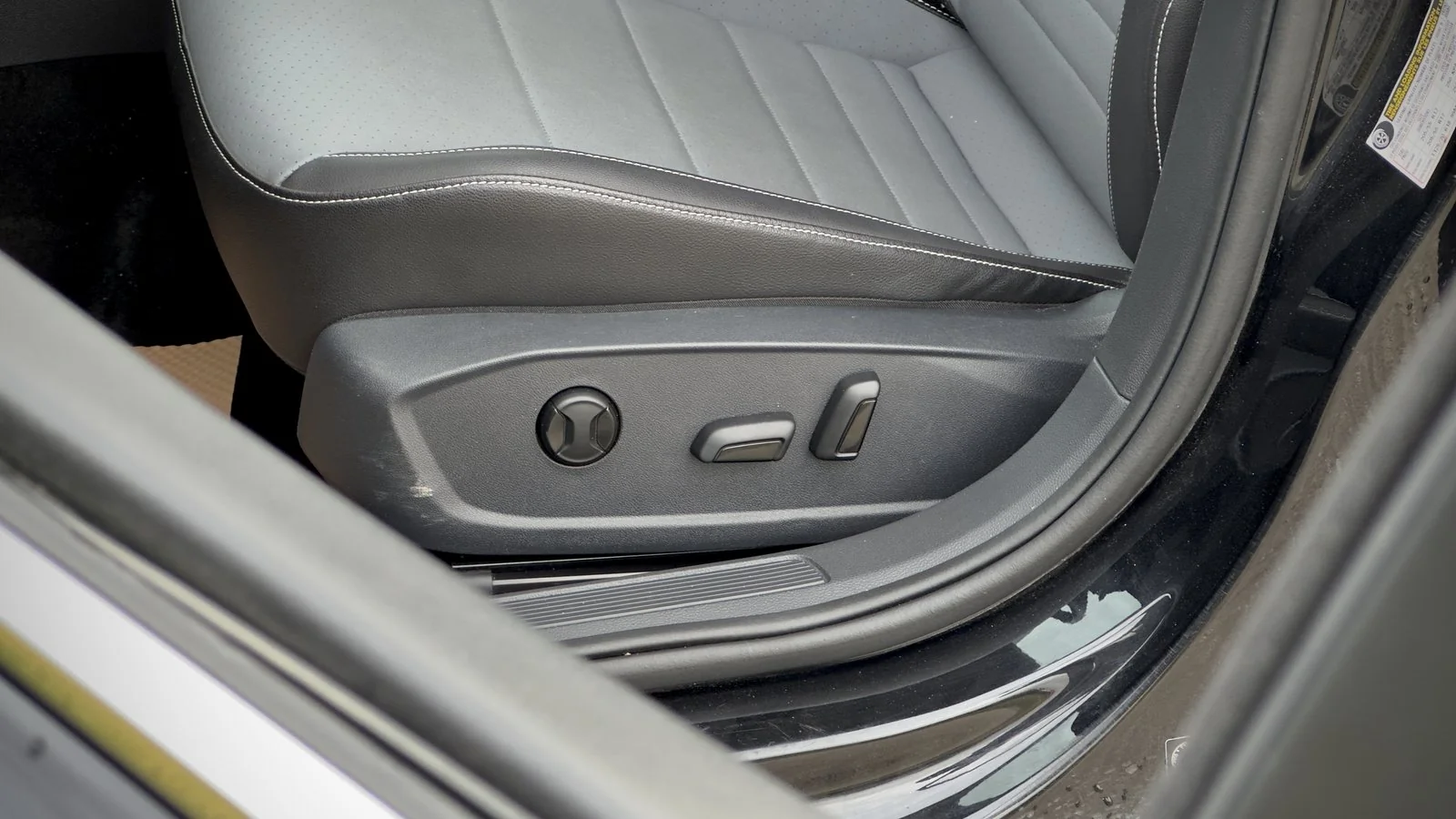2026 Volkswagen Jetta Comfortline used Sedan thumbnail 15