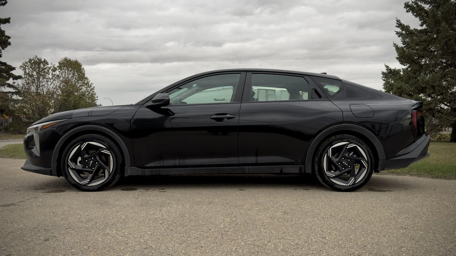 2025 Kia K4 EX used Sedan thumbnail 4