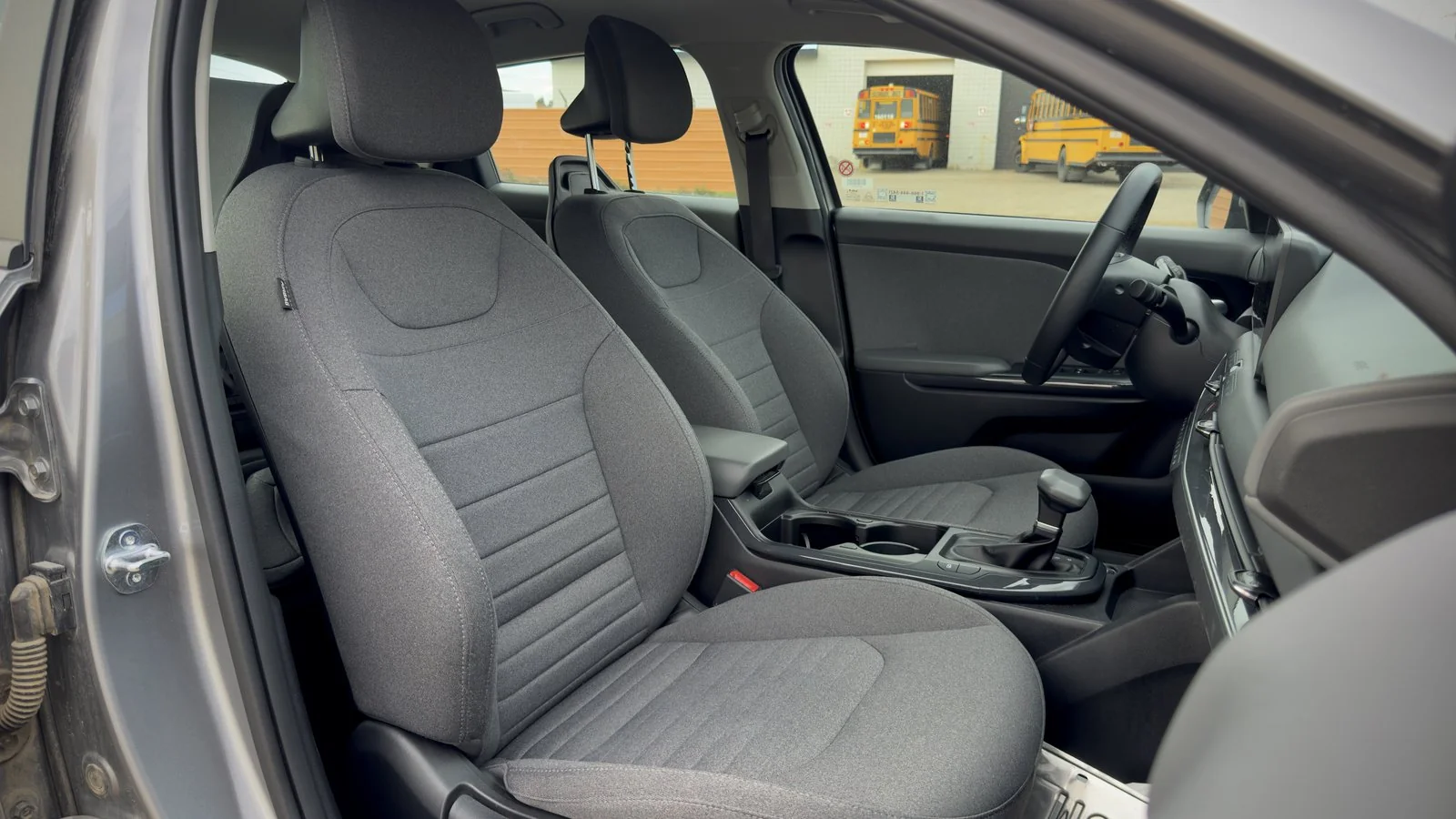 2025 Kia K4 EX used Sedan thumbnail 12