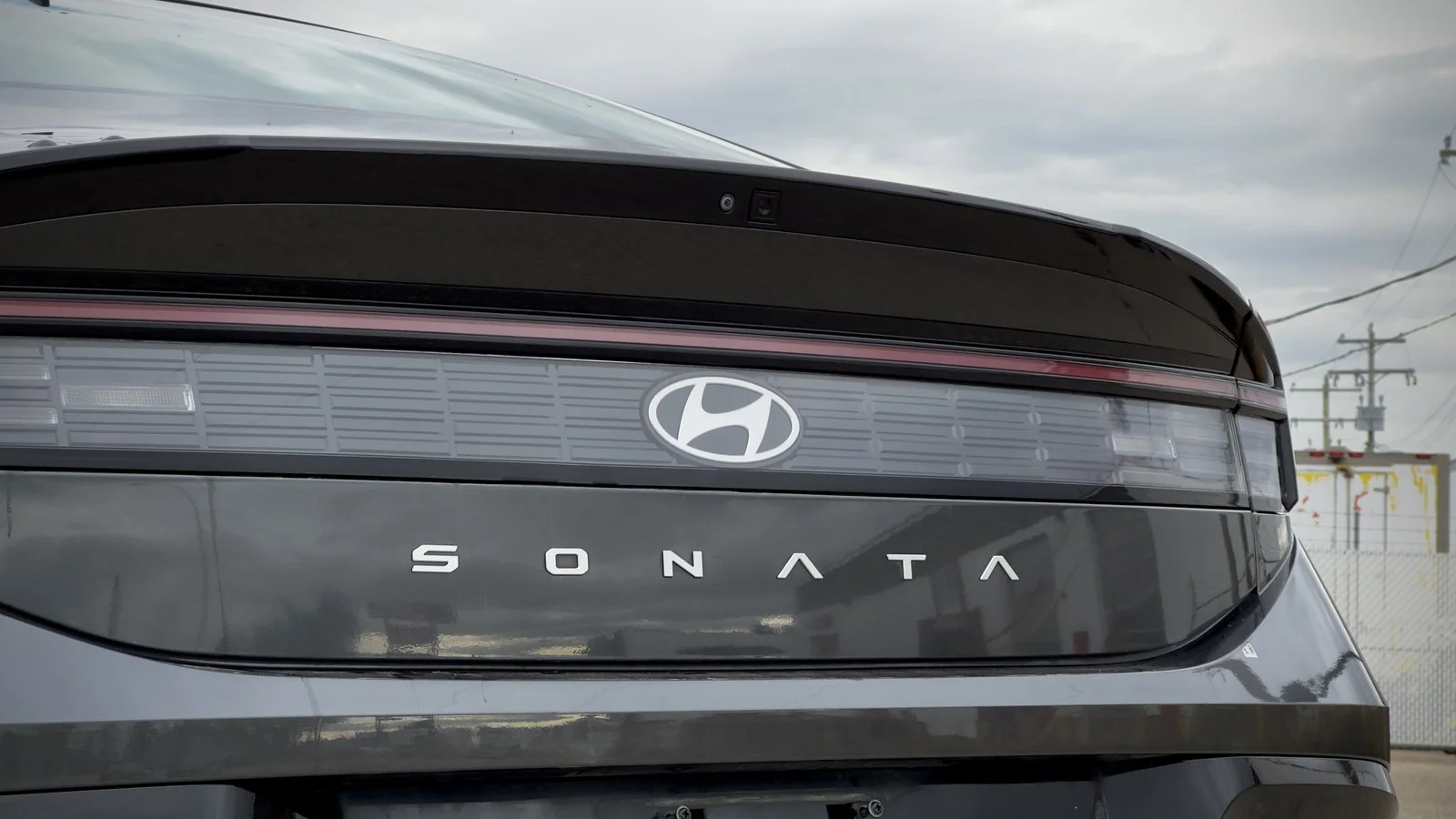 2025 Hyundai Sonata Preferred w/ Trend used Sedan thumbnail 9