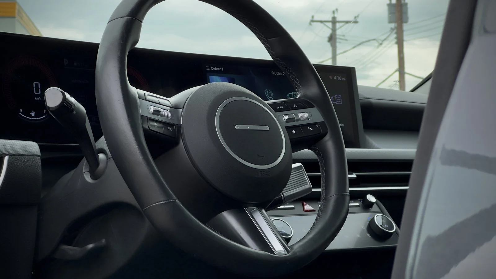 2025 Hyundai Sonata Preferred w/ Trend used Sedan thumbnail 13