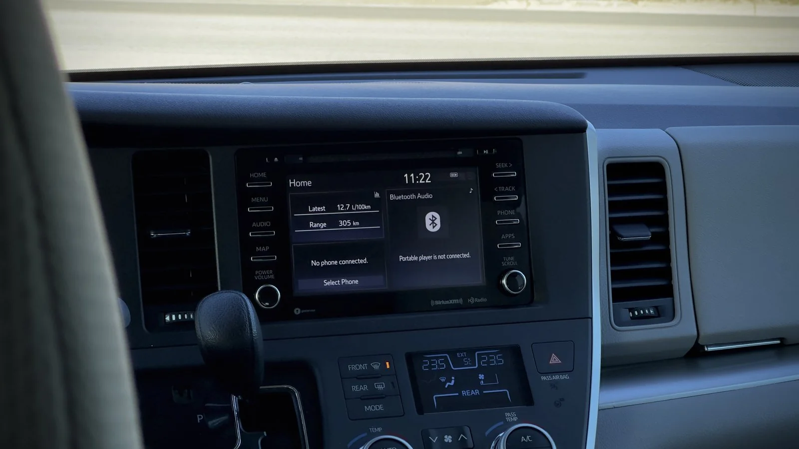 2020 Toyota Sienna LE used Minivan thumbnail 25