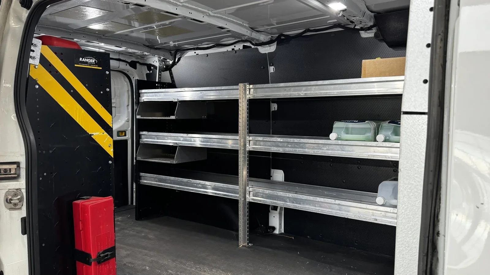 2020 Ford Transit T-250 Low Roof used Van thumbnail 18