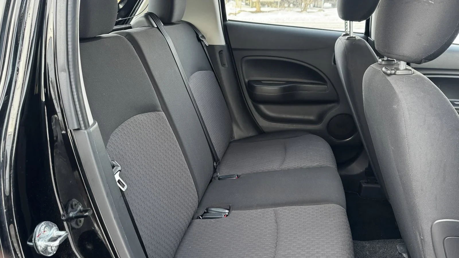 2020 Mitsubishi Mirage ES used Hatchback thumbnail 19