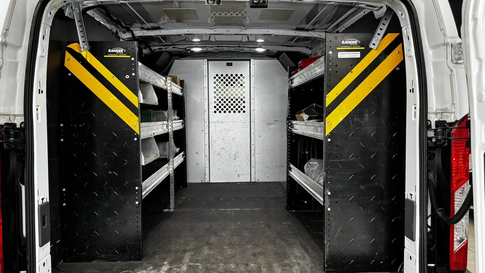 2020 Ford Transit T-250 Low Roof used Van thumbnail 21