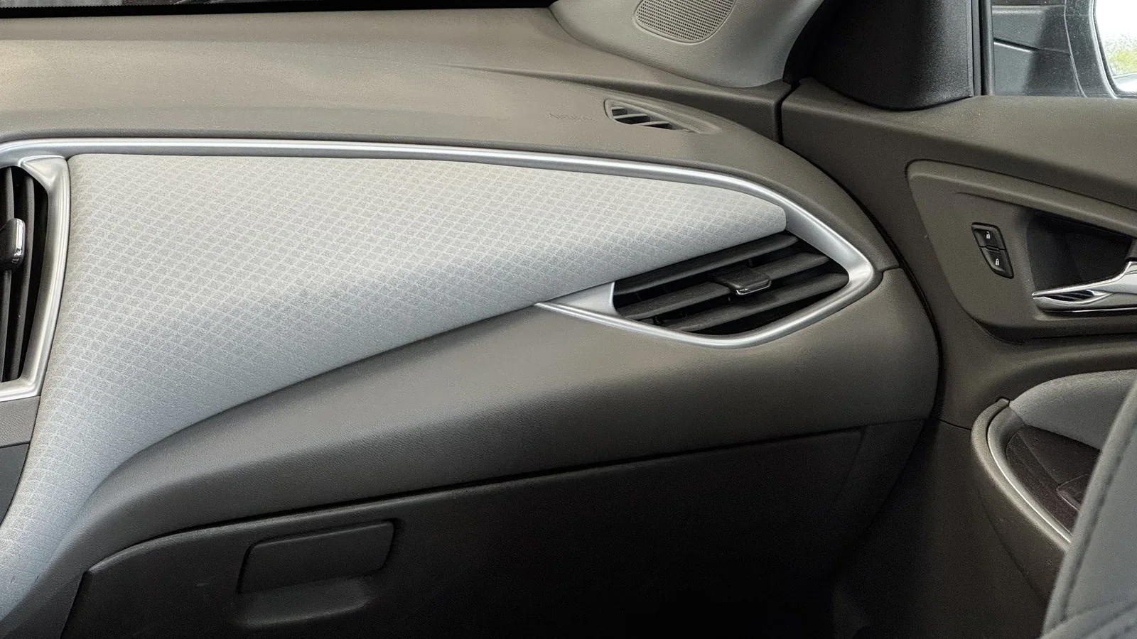 2020 Chevrolet Malibu LS used Sedan thumbnail 22