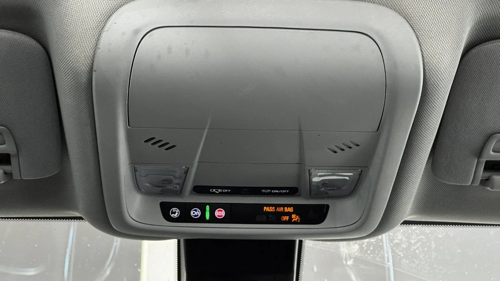 2021 Chevrolet Equinox LS used SUV thumbnail 23