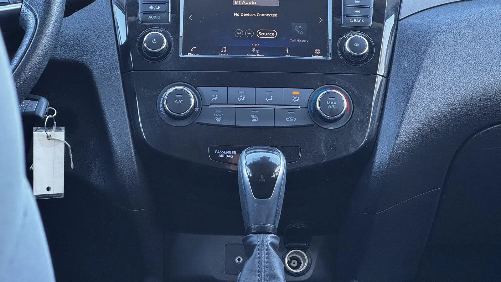 2022 Nissan Qashqai S used SUV thumbnail 28