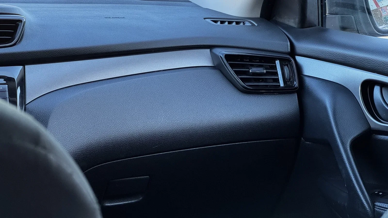 2022 Nissan Qashqai S used SUV thumbnail 29