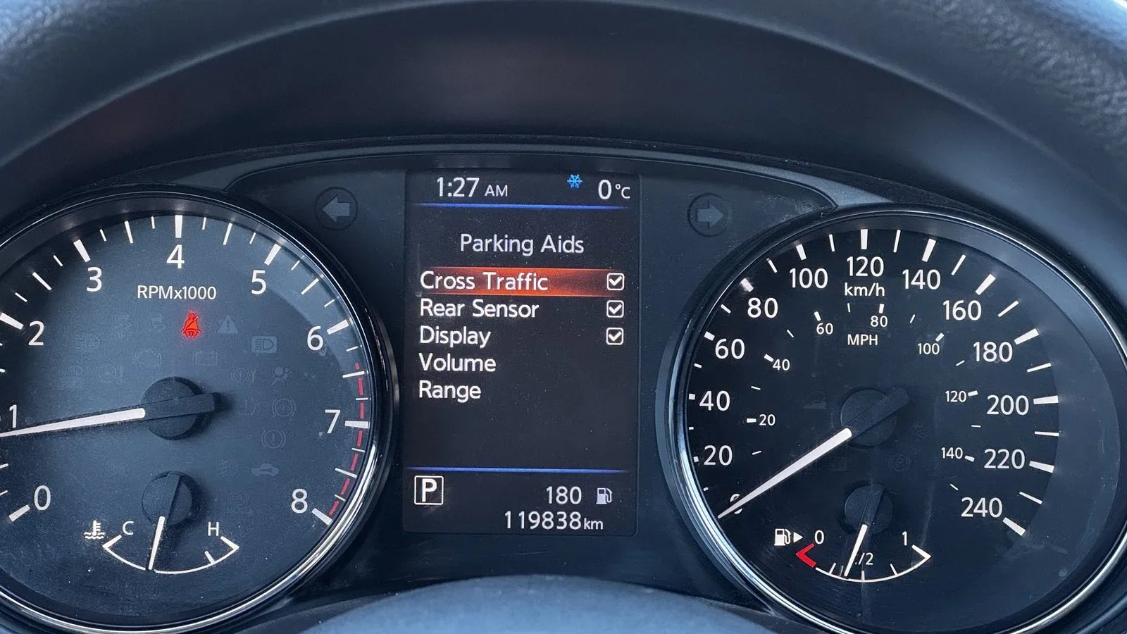 2022 Nissan Qashqai S used SUV thumbnail 32