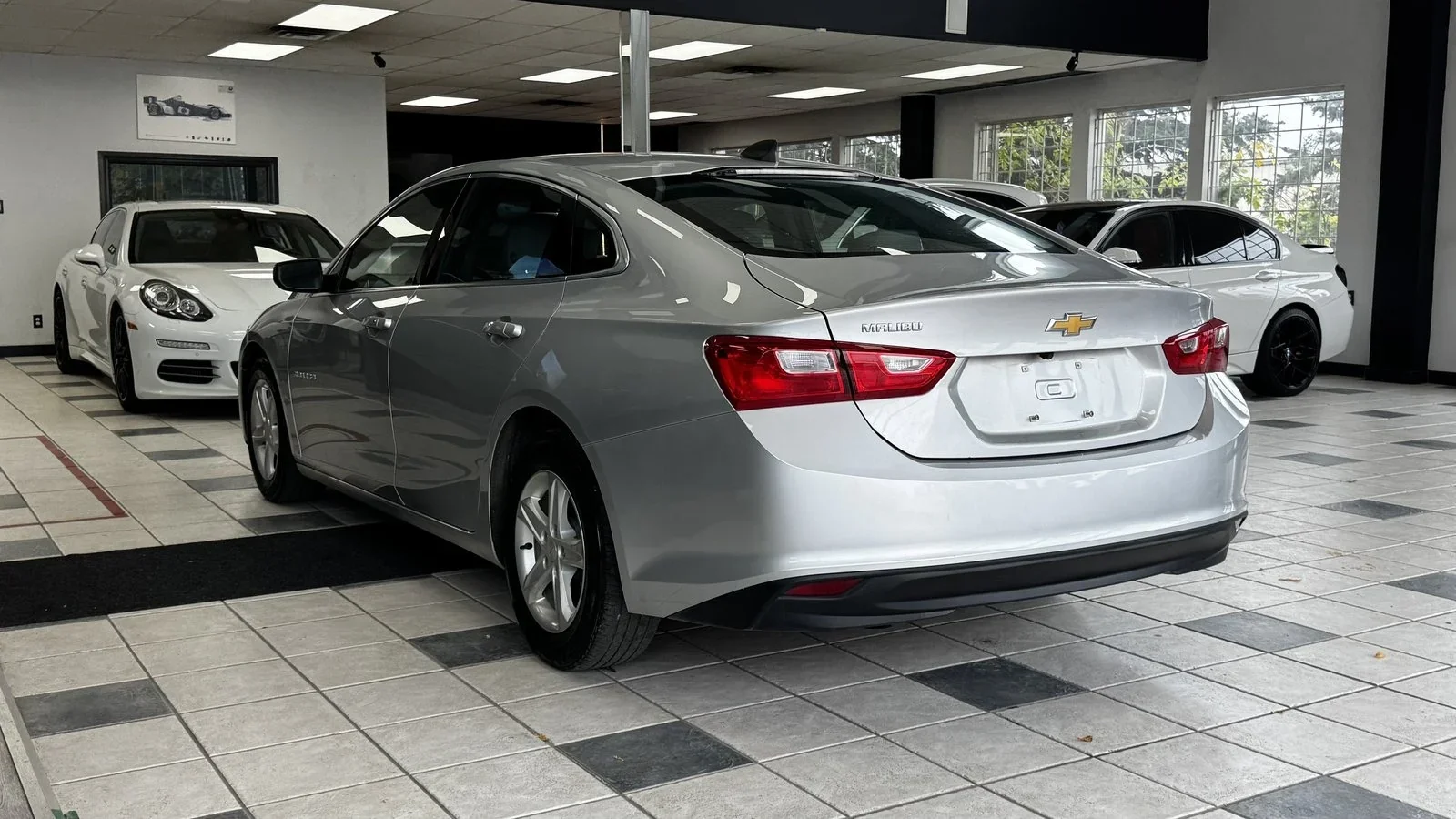 2020 Chevrolet Malibu LS used Sedan thumbnail 9