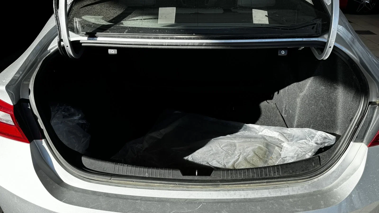 2020 Chevrolet Malibu LS used Sedan thumbnail 19