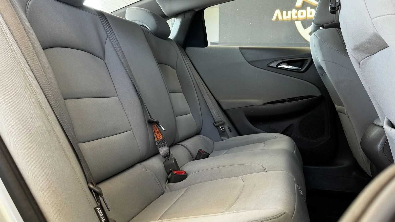 2020 Chevrolet Malibu LS used Sedan thumbnail 23