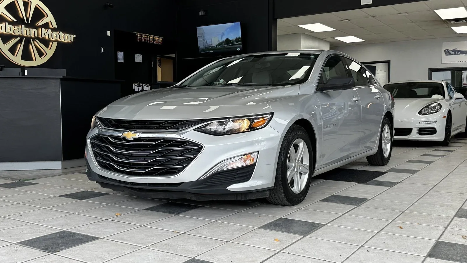 2020 Chevrolet Malibu LS used Sedan - photo 1 of 30